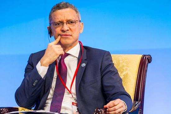 金砖银行副行长、首席财务官马斯多普(Leslie Maasdorp)。资料图